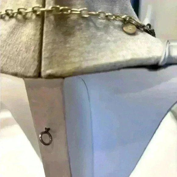 Stella & Dot fringe necklace gold and silver. - Picture 4 of 4